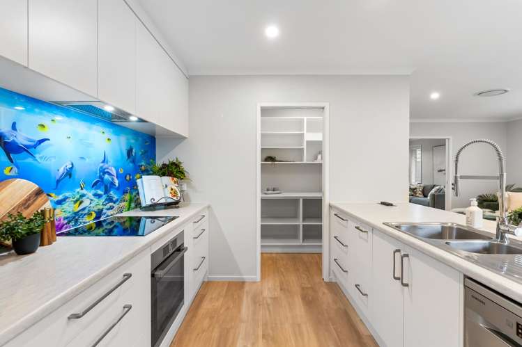 22 Waituarua Drive Takanini_9