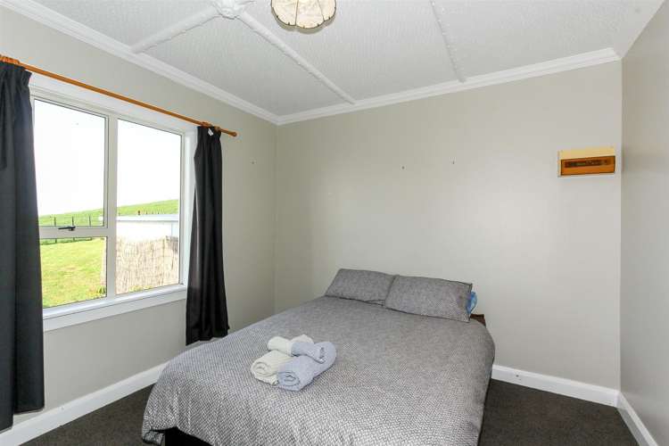 641 Upland Road Egmont Village_11