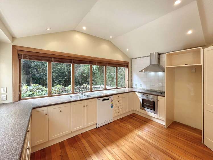 182 Woodlands Park Road Titirangi_6