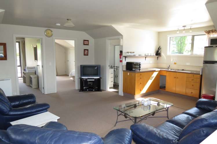 325 Riverbank Road Wanaka_13