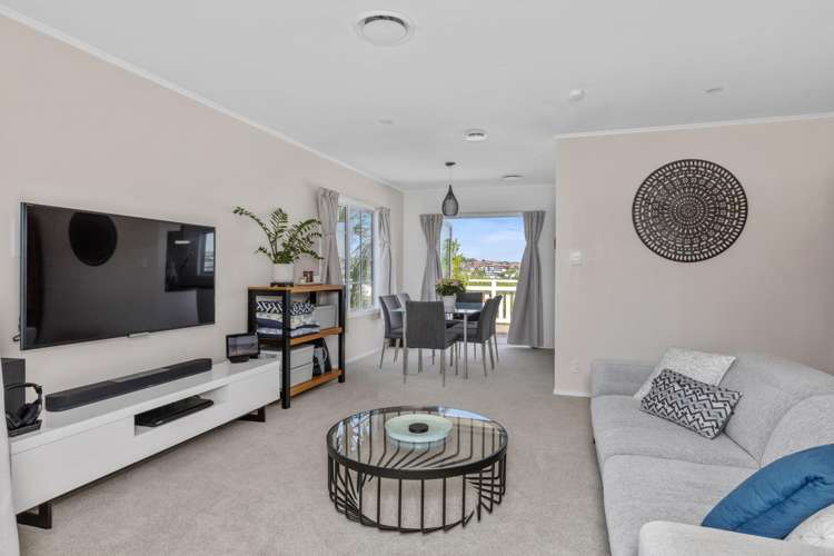 9 Amorino Drive Red Beach_5