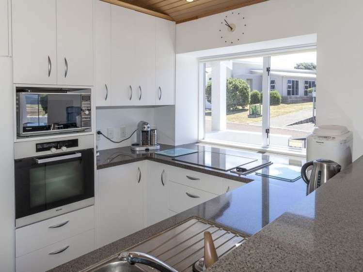 5 Braddock Grove Pauanui_12