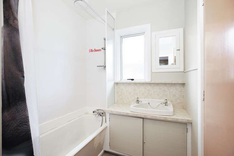 12 Ottawa Road Wainoni_10