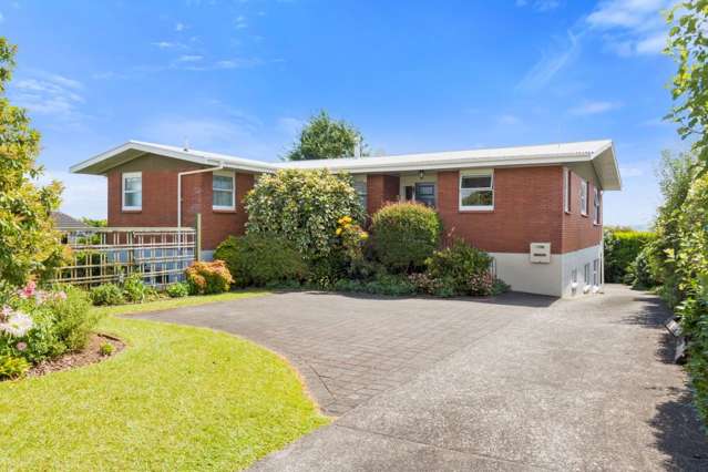 8 Tilby Drive Matua_3