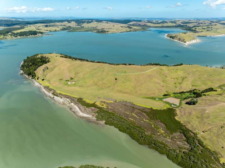 140 Beatson Road Whakapirau_38