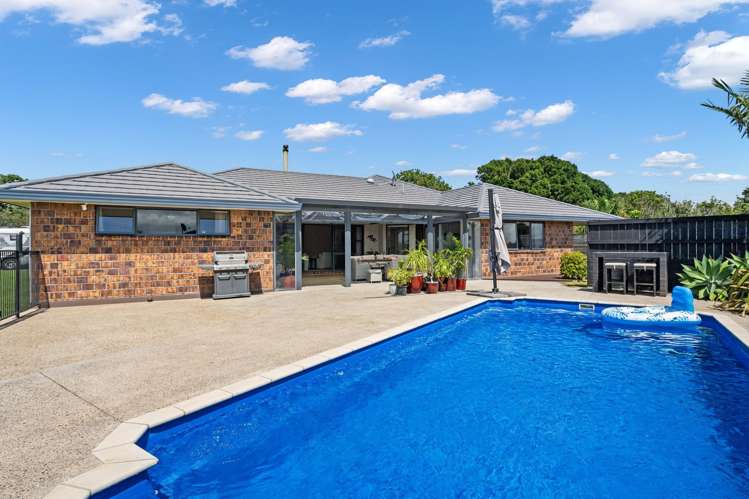 21 Pyle Road East One Tree Point_2