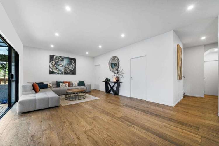 5B Hemsway Place Sunnyhills_7