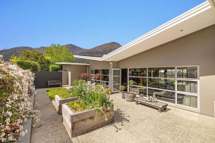 52 Sylvan Street Lake Hayes Estate_10