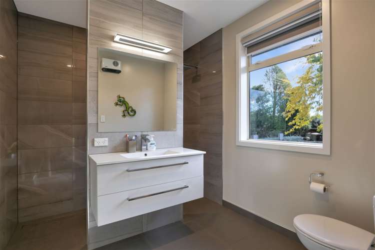 128 Johnstone Street Tinwald_12