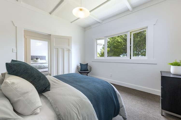 37 Woodward Road Mount Albert_2