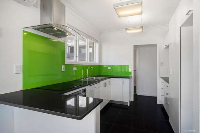 1/12 Raleigh Road Northcote_3