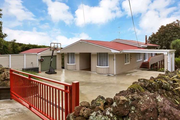 20 Old Loop Road Ngararatunua_17