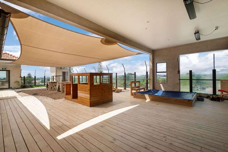 3145 Great North Road New Lynn_14