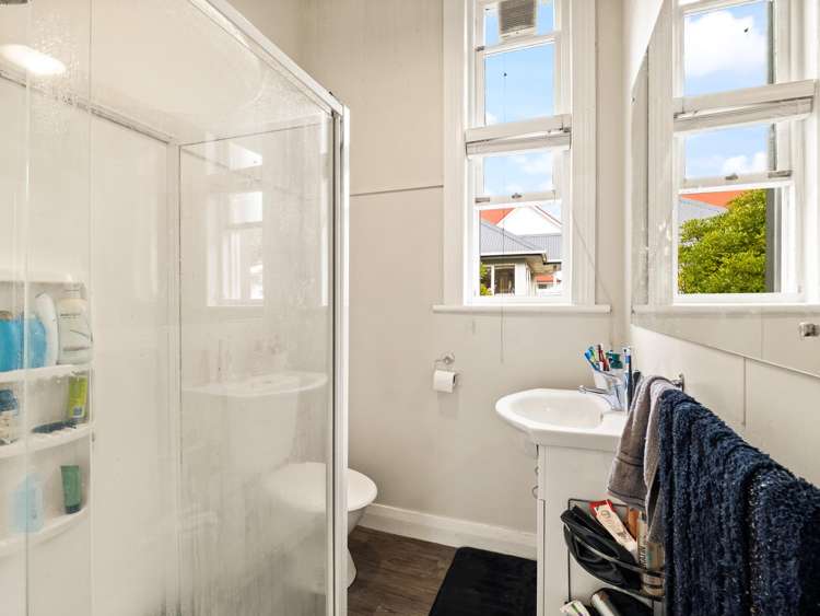 35 Carlyle Street North East Valley_14