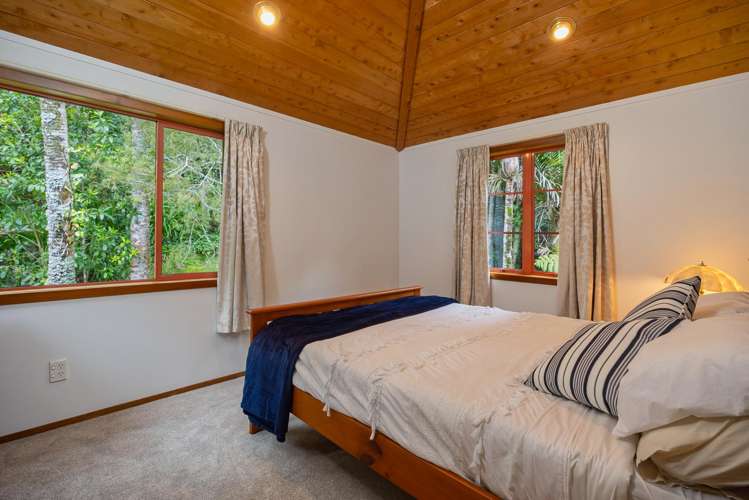 109 Huia Road Titirangi_17