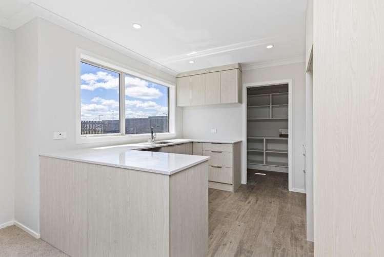 37 Ogilvie Avenue 1053_2