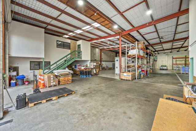 30-32 and 34-36 Mihini Road Henderson_3