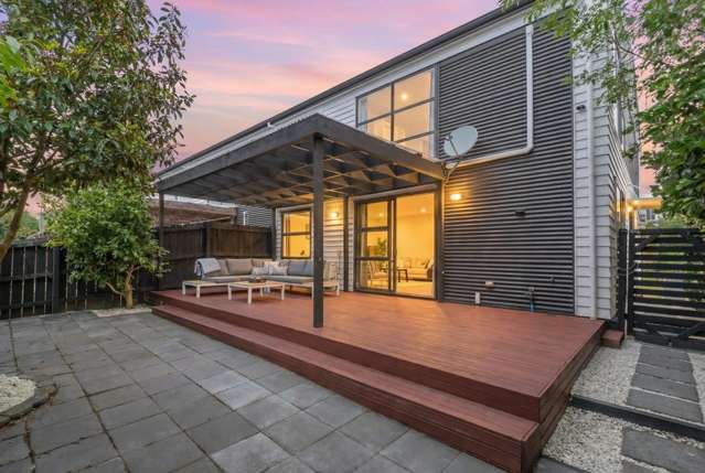 Urgent Sale - Addison Corner Home Must Go Now!