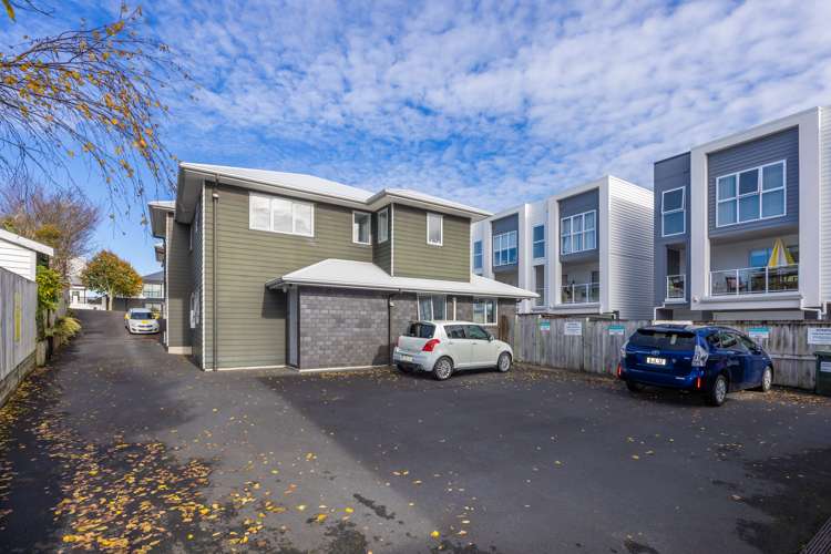 2/2 Palmerston Street Hamilton Central_26