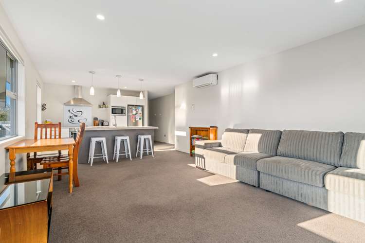 14 Finch Street Albert Town_5