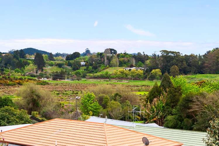 82 Marshall Avenue Greerton_16