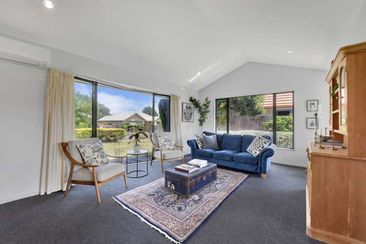 9 Ashdonleigh Grove Stoke_1