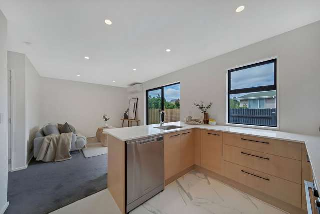 4/14 Croydon Street Sydenham_2