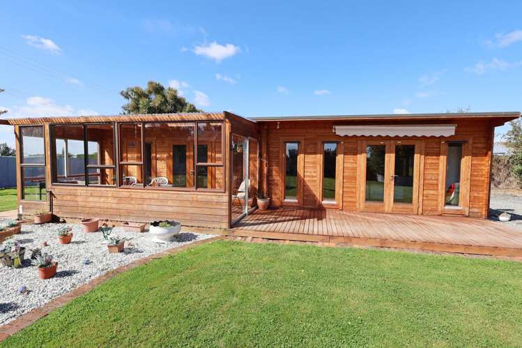 13 Danube Road Winton Surrounds_26