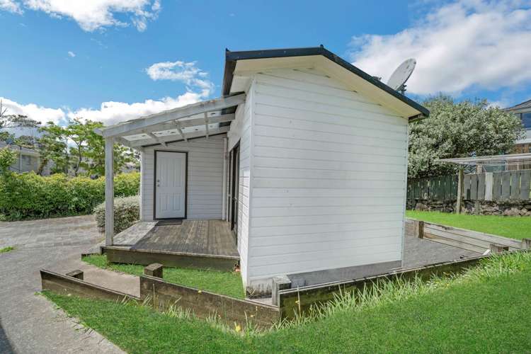 9 & 9A Sherie Place Howick_8