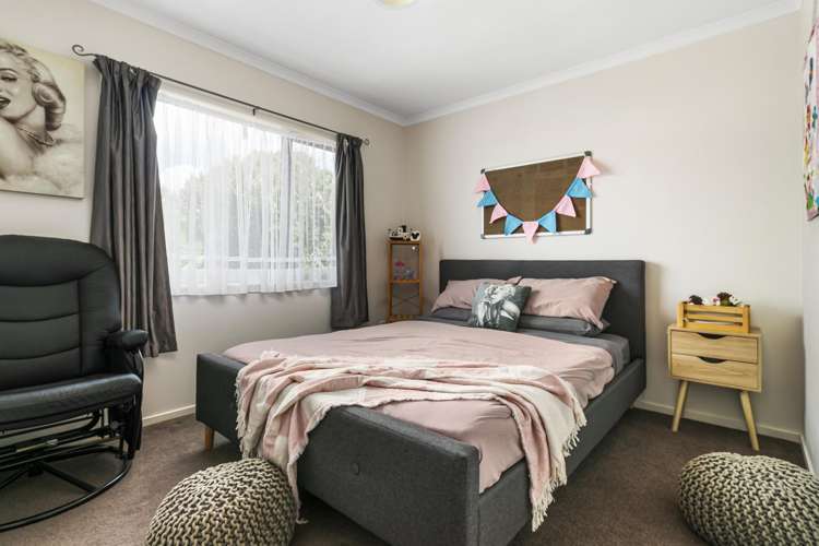44 Colwill Road Massey_25