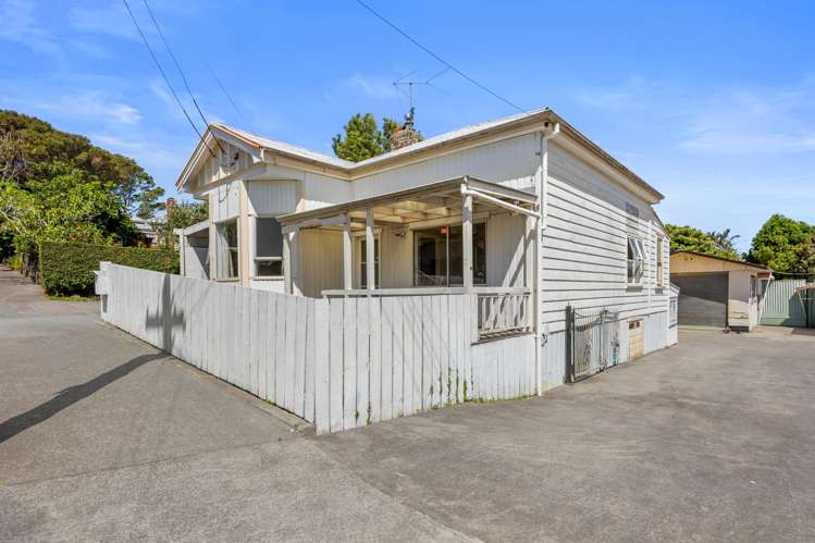 2 Raleigh Street Mount Eden_2