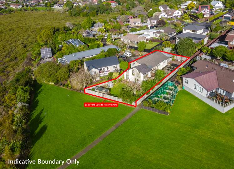 1/30 Curacao Place Half Moon Bay_32