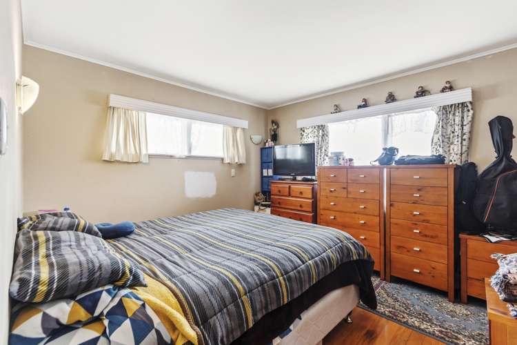 8 White Road Manurewa_7