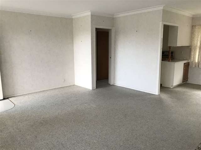 1/11 Sea Spray Drive Bucklands Beach_4