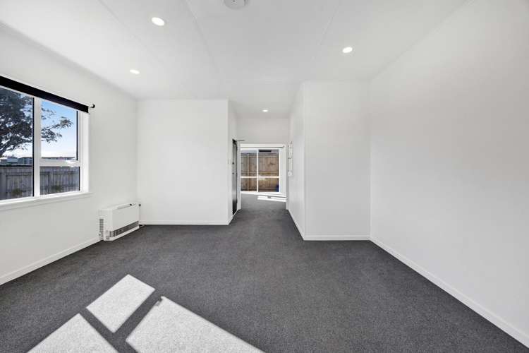 23 Longfellow Road Opunake_18