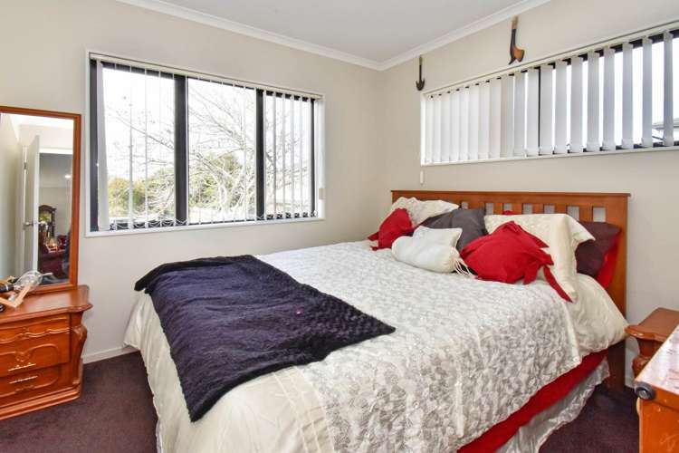 7 Clendon Place Manurewa_10