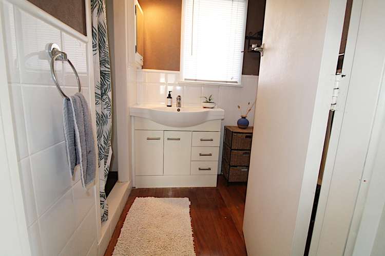 10 Kauri Crescent Matamata_21