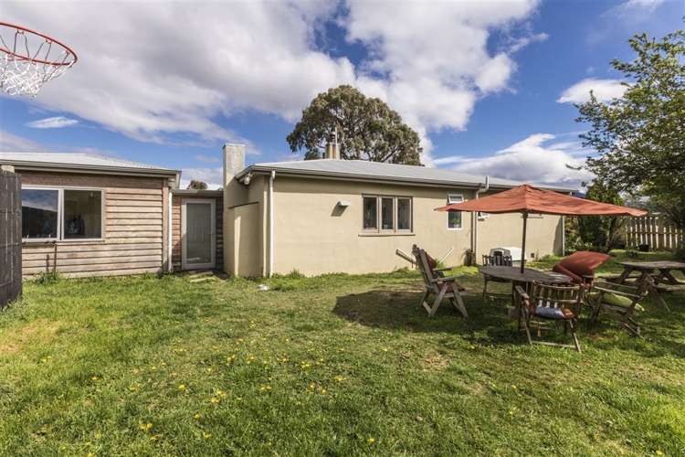 31 Newcastle Road Hawea Flat_15