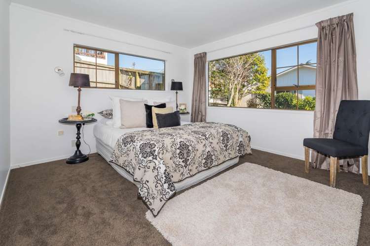 2/167 Mokoia Road Birkenhead_9