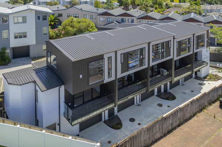 17B&E John Jennings Drive Oteha_26