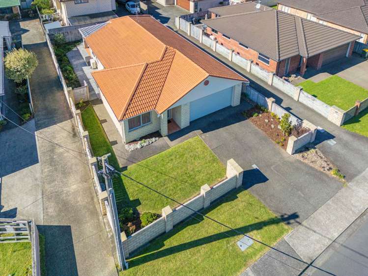 1/169 Centreway Road Orewa_18