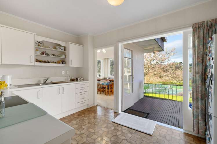 144 Lake Crescent Hamilton Lake_7