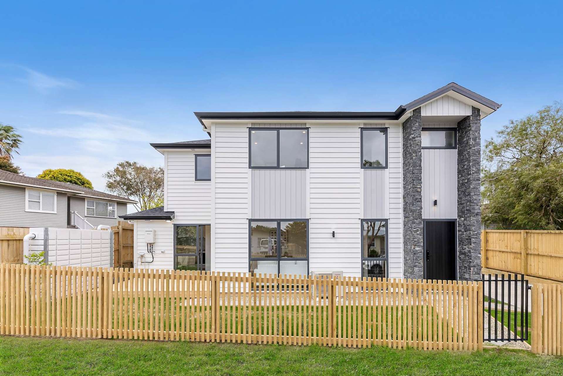 18A Lantana Road | Green Bay | Waitakere City | Houses for Sale - One Roof