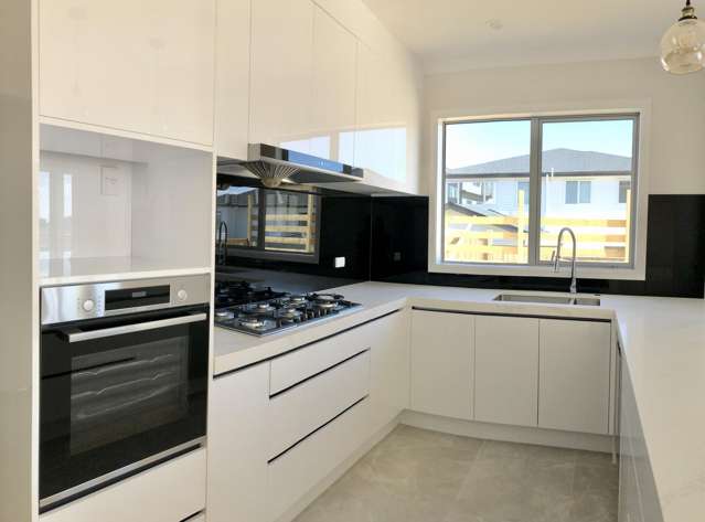 11 Aklander Rise Flat Bush_3
