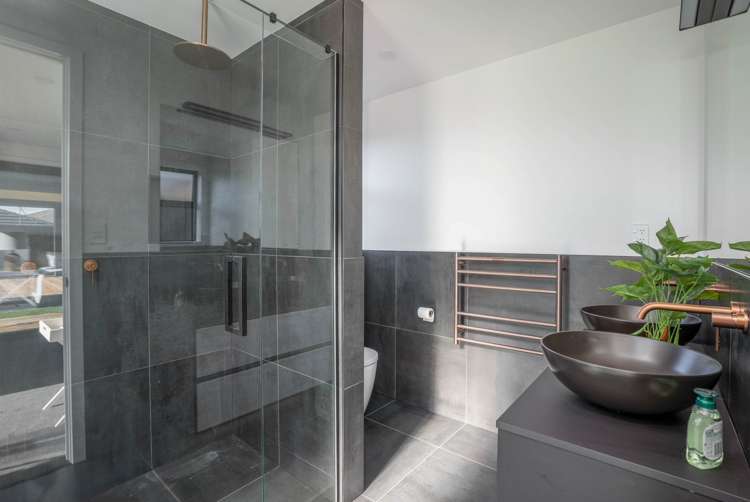 3 Uku Way Wharewaka_13