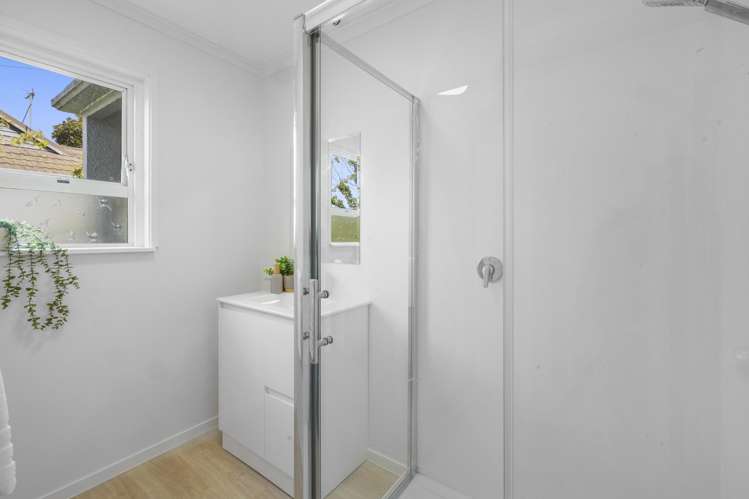 5 Frankley Road Westown_11