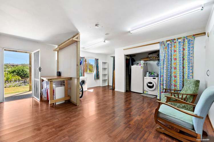 10 Roberta Crescent Orewa_13