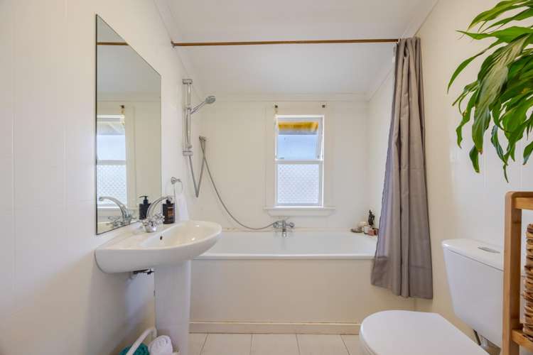 9 Avenue Road Greenmeadows_11