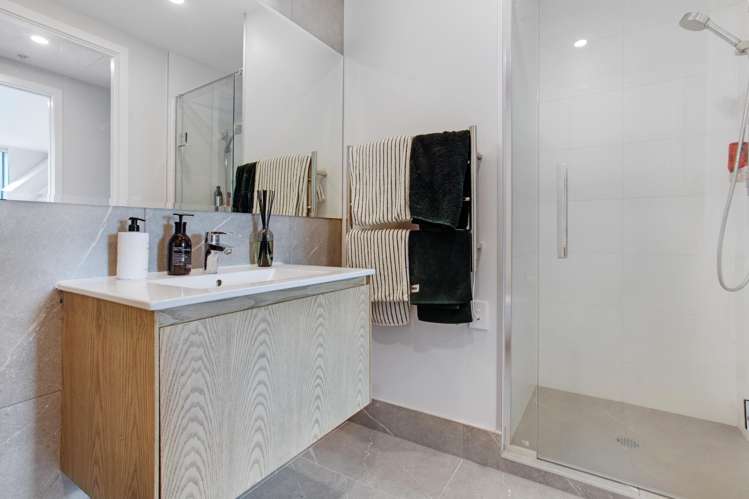 302/1 Enfield Street Mount Eden_17