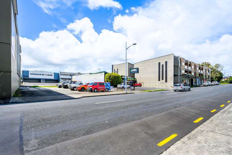 36 East Street Papakura_3